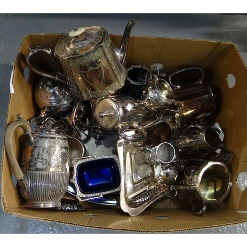 336A - Box of metalware to include: various teasets, cake basket, circular tray etc.
(B.P. 21% + VAT)