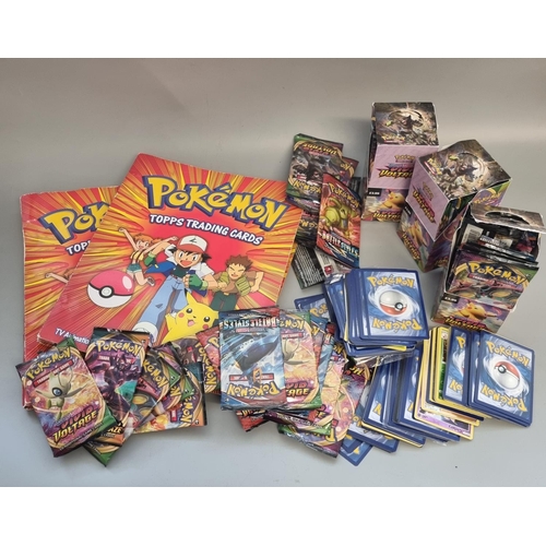 212 - Collection of Pokemon Topps Trading Cards, a large quantity, some in original packaging.  (B.P. 21% ... 