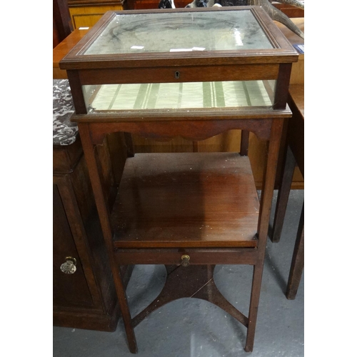 499 - Edwardian mahogany bijouterie cabinet, the glazed top above an under tier with single drawer and sha... 