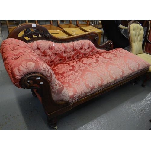 516 - Victorian mahogany upholstered chaise longue on baluster turned legs, brass cups and ceramic casters... 