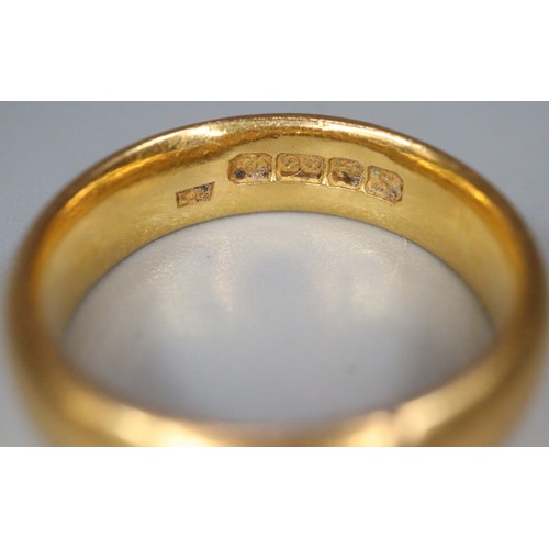 237 - 22ct gold wedding band.  7.3 g approx.  Size J1/2.  (B.P. 21% + VAT)