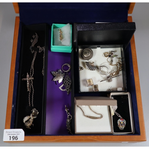 196 - Collection of silver jewellery to include: silver dog with diamond collar, silver fox on a silver ch... 