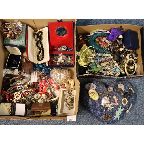 204 - Collection of assorted vintage costume and other jewellery to include: various brooches, earrings, c... 