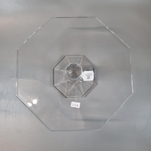 21 - Tiffany & Co. glass octagonal cake stand/tazza.  (B.P. 21% + VAT)