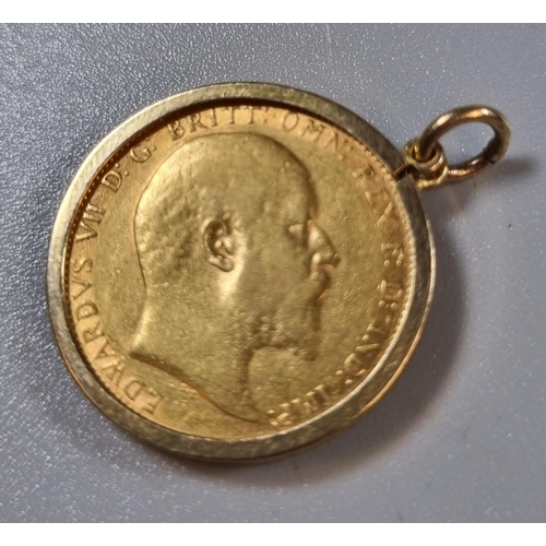 259 - Edward VII gold full Sovereign dated 1907 in 9ct gold pendant mount with suspension loop.  9.3g appr...