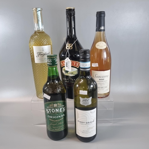 368 - Collection of alcohol to include: Bailey's the original Irish cream 1000ml, Sancerre Rose, Pinot Gri... 