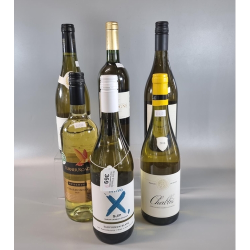 369 - Collection of white wine, to include: Bankhouse Sauvignon Blanc, Turner Road, Macon Lugny Cav De Lug... 