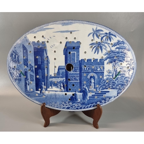 142 - Early 19th century Spode blue and white transfer printed drainer dish in the 'Castle of Boudron, in ... 