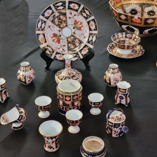 161 - Collection of Royal Crown Derby, Davenport and 19th century Minton's Imari design bone china items t... 