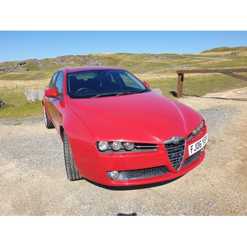 203 - To be sold after 12noon: 2006 Alfa Romeo 159 Lusso JTS saloon car. Reg no FJ06YGP. 2198ccs four cyli... 