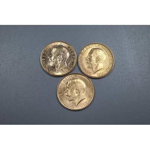 301 - Three George V gold full Sovereigns dated 1923, 1924 and 1925.  (3)   (B.P. 21% + VAT)