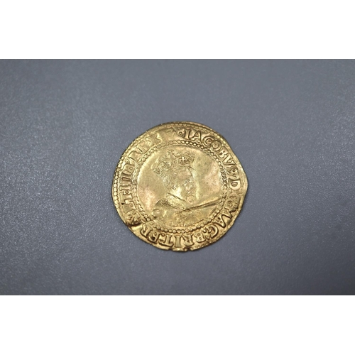 303 - James I (1603-1625), hammered gold Crown of ten shillings.  2.5g approx.   (B.P. 21% + VAT)