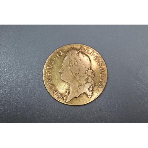 305 - George II 1746 gold Guinea.  8g approx.   (B.P. 21% + VAT)