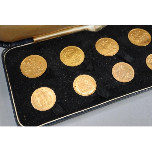 319 - Cased set of five full and five half gold Sovereigns ranging from Queen Victoria, Edward VII and Geo... 