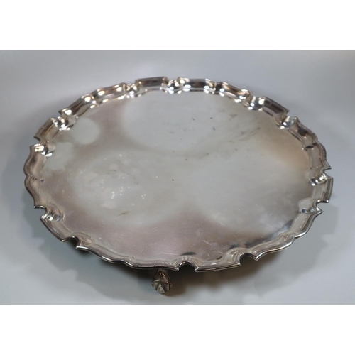 440 - 20th century silver piecrust salver standing on four large scroll feet, London 1947.  44 troy oz app... 