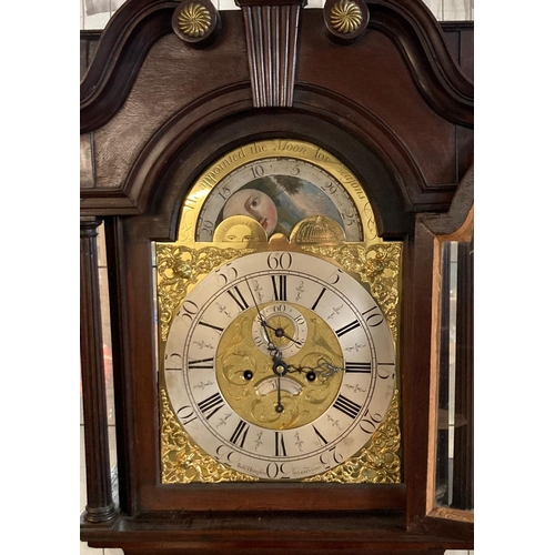 62 - Late 18th/early 19th century mahogany long case clock marked 'Robert Hampton, Warrington', having ar... 