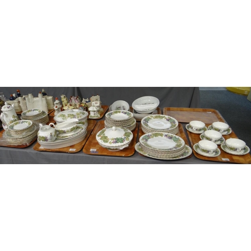 327 - Six trays of Royal Worcester English fine bone china items to include: various sizes of plates, serv... 