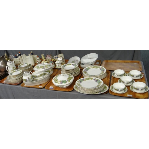 327 - Six trays of Royal Worcester English fine bone china items to include: various sizes of plates, serv... 