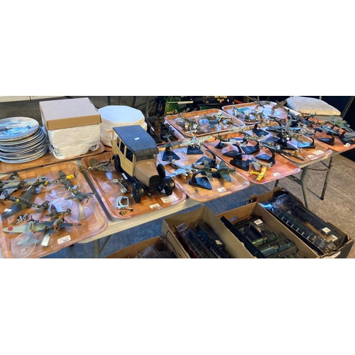 383 - Large collection of mainly WWII period diecast metal model aircraft, to include: British, German, Am... 