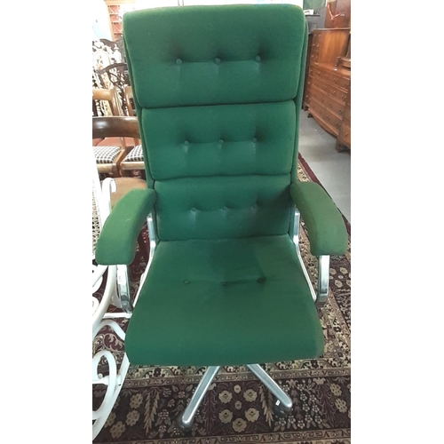 463 - 1970s button back upholstered adjustable office desk chair on chrome supports.  (B.P. 21% + VAT)