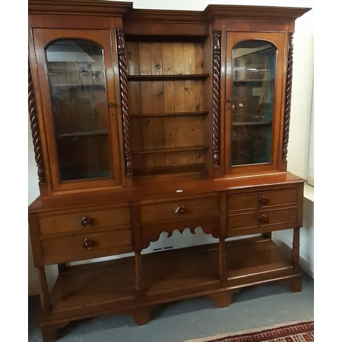 489 - Victorian oak cabinet back pot board dresser, the moulded and indented cornice with central fixed sh... 