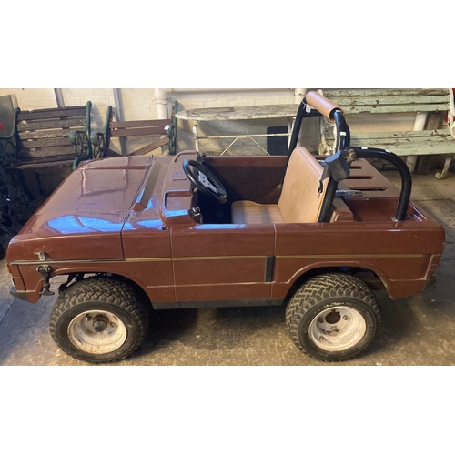 547 - Unusual and sought after 1970s Range Rover petrol powered child's car, having roll-over bar, upholst... 