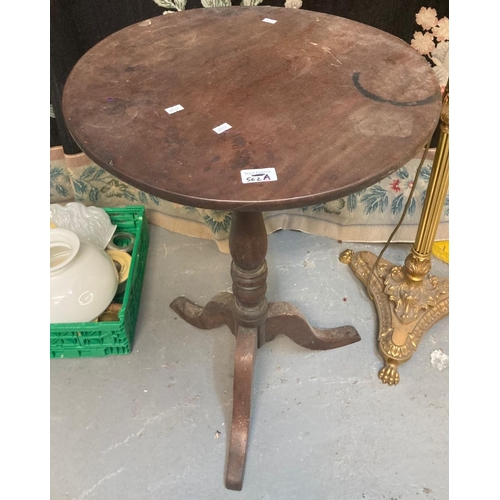 562A - Small 19th century mahogany tripod wine table.  (B.P. 21% + VAT)