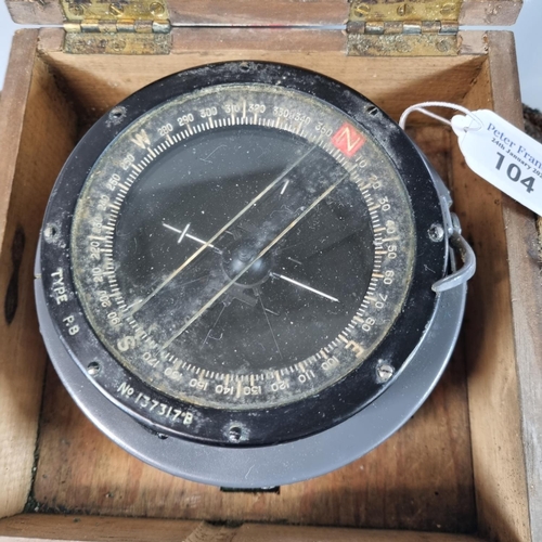 104 - WWII period RAF aircraft compass, type R8 No. 137317B, with Air Ministry Crown and fitted box.  As u... 