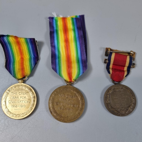 125 - Two WWI Victory 1914-19 Medals awarded to: 45369 Private G T Griffiths, Welsh Regiment and 220396 Pr... 