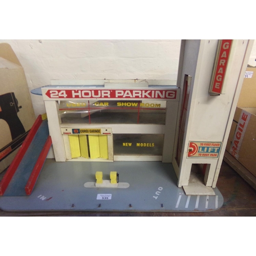 535 - Vintage battery operated Corgi garage '24 Hour Parking', with three levels.   (B.P. 21% + VAT)