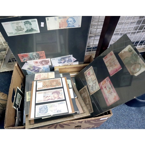 172 - Box comprising framed bank notes including: Chile, Republic of Argentina, France, Italy etc.   (B.P.... 