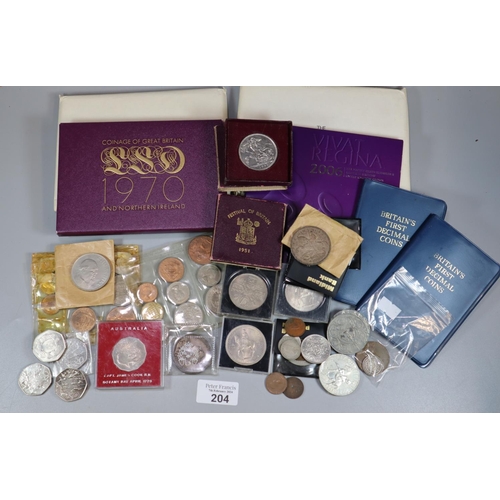 204 - Bag of assorted mainly GB coinage to include: 1890 silver crown, Britain's first decimal coins, coin... 