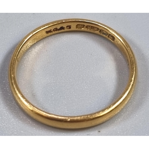 215 - 22ct gold wedding band.  2.7g approx.  Size M1/2.  (B.P. 21% + VAT)