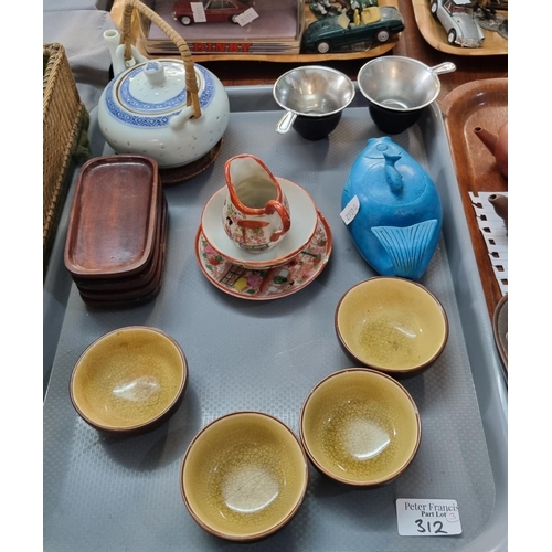 312 - Two trays of Japanese items comprising ceramic bowls with strainers, two ceramic teapots, collection... 