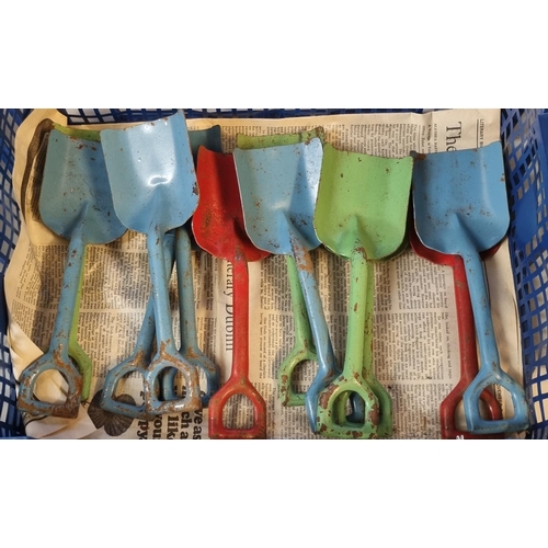 384 - Mid century red, blue and green metal toy sand shovels.  (12)  (B.P. 21% + VAT)