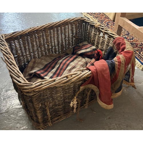 505 - Heavy quality wicker laundry basket, with red ensign flag and check blanket.
(B.P. 21% + VAT)