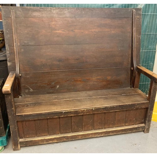 518 - 19th century pine settle/refectory table, the high back top with folding mechanism, shaped arms and ... 