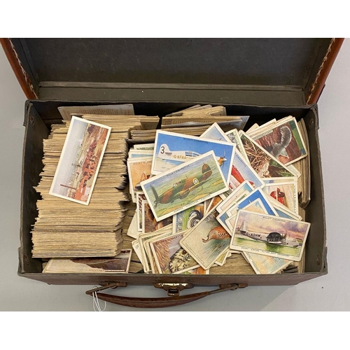 187 - Miniature suitcase comprising various cigarette cards: Players etc.  various genres including animal... 