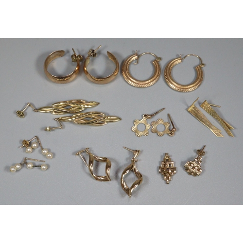 329 - Collection of gold, yellow metal and other earrings.  Total weight 9g approx.  (B.P. 21% + VAT)