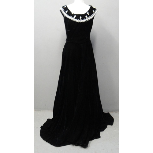 425 - Full length 1950's black velvet dress by Perlmutt Model, with beaded and faux pearl embellished coll... 