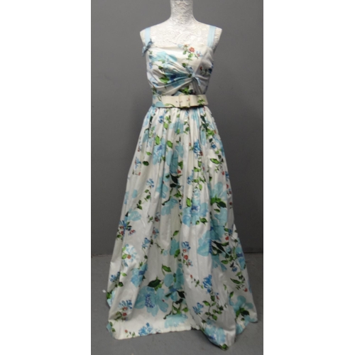 Vintage 50's or 60's cotton floral printed Horrockses ball gown with belt.
(B.P. 21% + VAT)