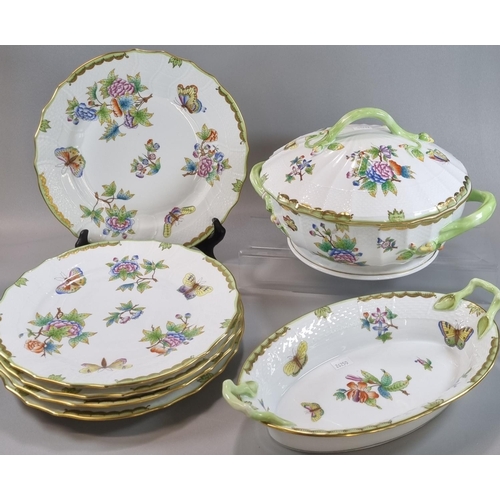 119 - Herend Hungary, a porcelain part dinner and tea service, in the 'Queen Victoria' pattern depicting f... 