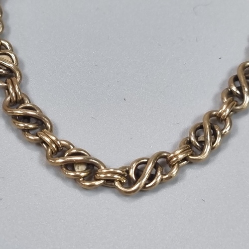 183 - 9ct gold curb link design ladies bracelet. 19.5cm long approx. 12.2g approx.
(B.P. 21% + VAT)