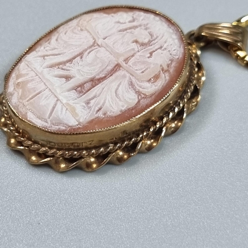 210 - Victorian 9ct gold mounted cameo brooch on a 9ct fine link chain. The chain 55cm long approx. Total ... 