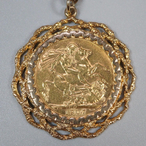 224 - Edward VII gold full sovereign in ornate 9ct mount and 9ct gold fine link chain. 18.8g approx.
(B.P.... 