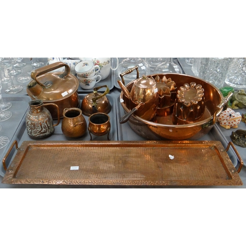 345 - Two trays of copperware to include: two handled tray, Recuerdo Chile beaten copper two handled pot, ... 