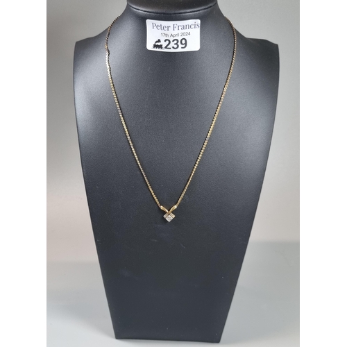 239 - 9ct gold chain with small pendant.  5g approx.  (B.P. 21% + VAT)