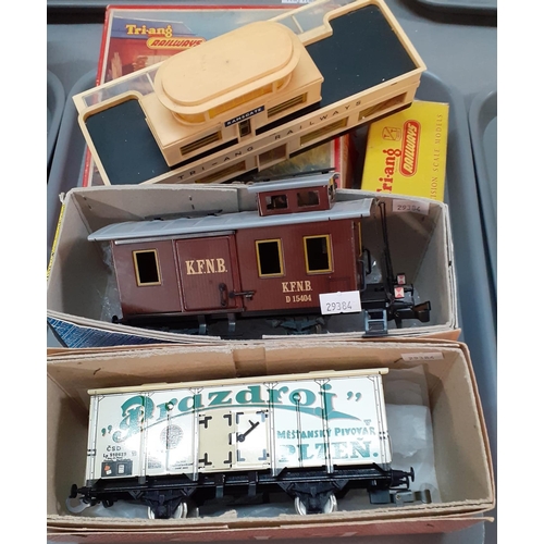 337 - Collection of O gauge Skytrex ETS (Electric Train Systems) Praha locomotives and other rolling stock... 