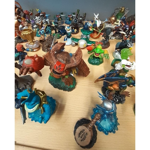 402 - Large collection of Skylander character figures to include: First Series 2011 Original Spyro's Adven... 