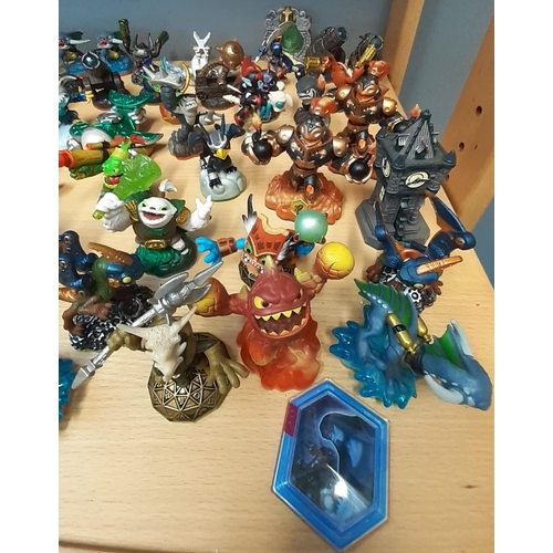 402 - Large collection of Skylander character figures to include: First Series 2011 Original Spyro's Adven... 